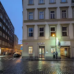 Apartment Lokal, Prag