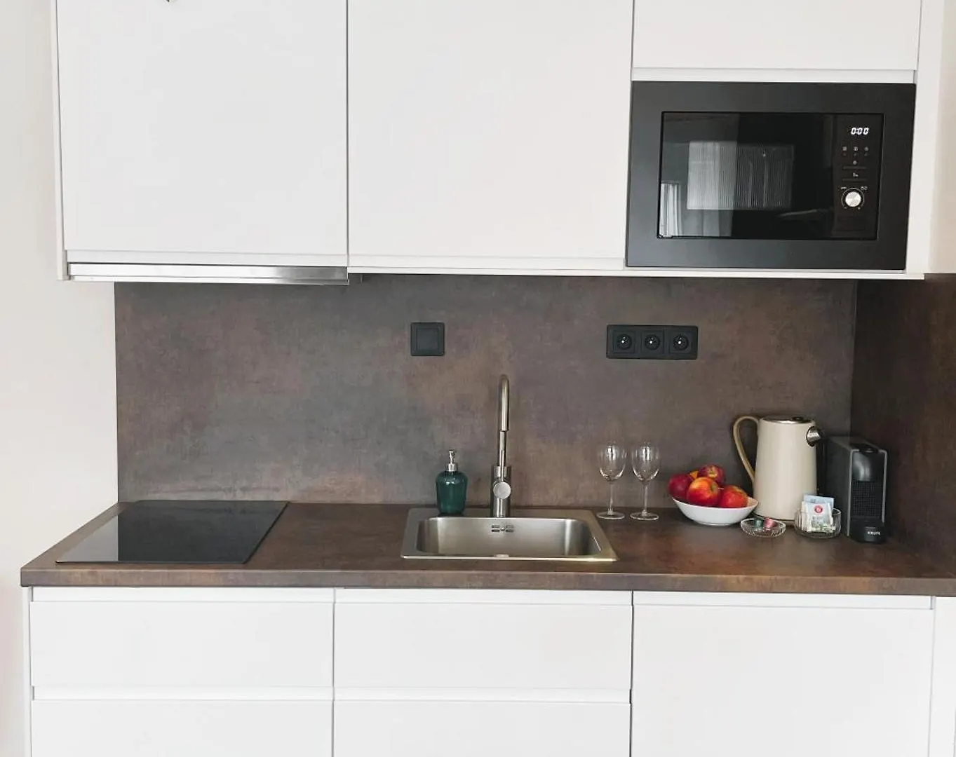 Apartment Apt 100 Prag